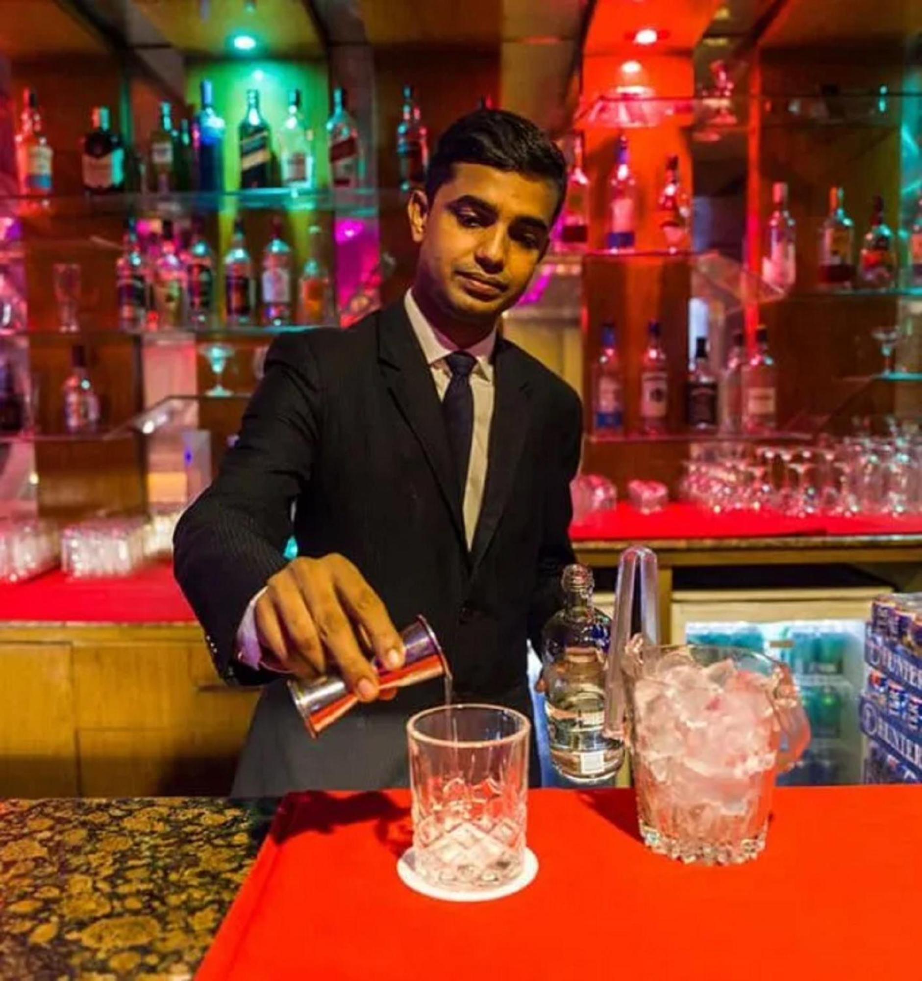 Fars Hotel & Resorts - Bar-Buffet-Pool-Spa Dhaka Zewnętrze zdjęcie